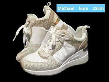 Michael Kors 스니커즈 화이트/베이지 사이즈: 5M (22cm)