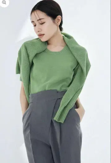 라우베블랑 카디건과 니트 풀오버