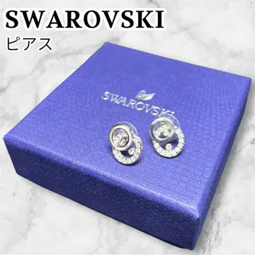 SWAROVSKI 귀걸이 (박스 포함)