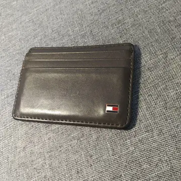 Tommy Hilfiger 호주 본점에서 구매 명함 지갑