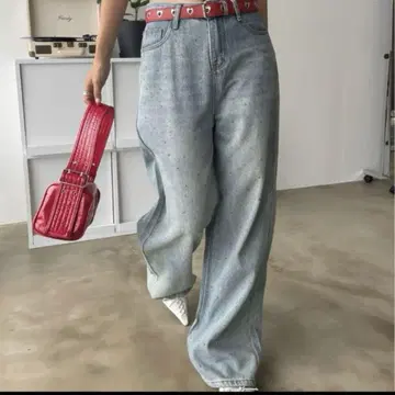 SHAGGIE 오로라 라이트 스톤이 달린 빈티지 루즈 데님 팬츠