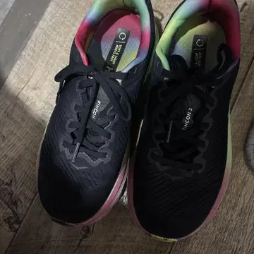 HOKA RINCON 3 러닝화 23cm