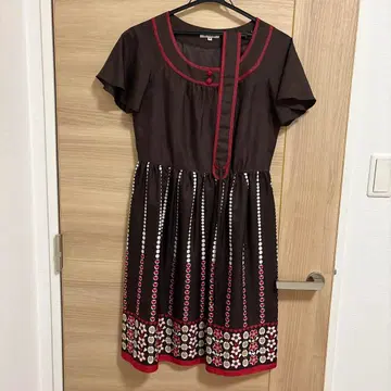 Lui Chantant 반팔 브라운 원피스 38