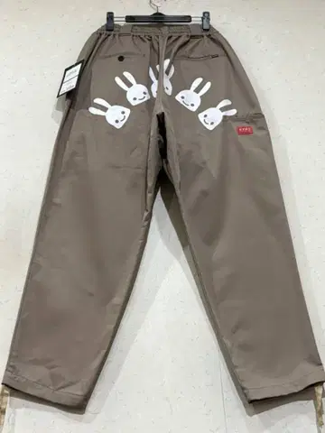 큔 NAIYC70BE 6연 토끼 오즈봉 워크 치노 이지 팬츠