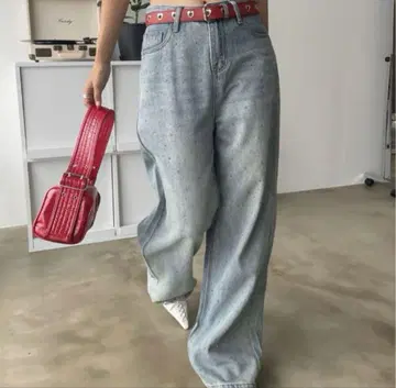 SHAGGIE 오로라 라이트 스톤이 달린 빈티지 루즈 데님 팬츠