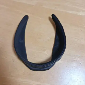 제니퍼 오울레트 머리띠