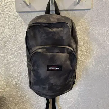 미사용 새상품 EASTPAK 이스트팩 백팩 카키 그레이 24L