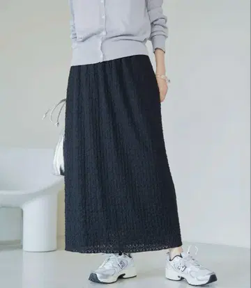 coen 컷 레이스 내로우 스커트 블랙
