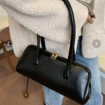 클래시컬 레트로 숄더백