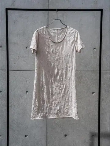 수공예 직물 레이어드 U넥 티셔츠