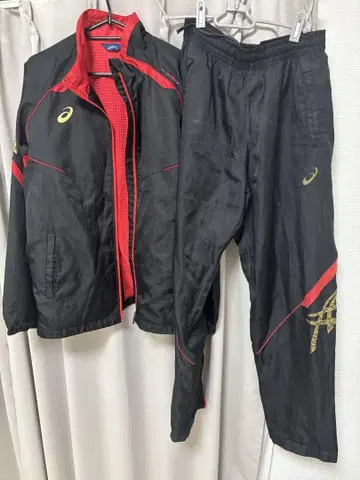 ASICS 저리 상하의 세트 블랙 레드