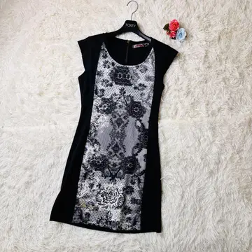 desigual 레이시 디자인 슬리브리스 원피스