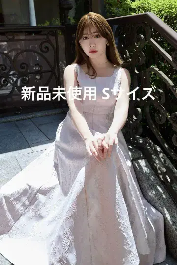 헤르리프토 클래식 플로럴 자카드 드레스