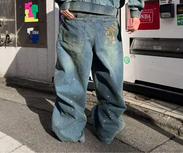 cm Ruler paint baggy denim