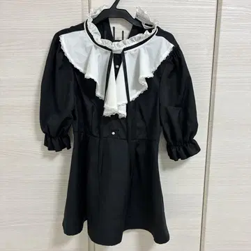 majoretty Avail 프릴 블랙 셋업 양산형 지뢰계