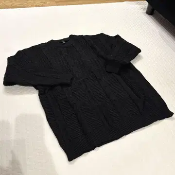 블랙 케이블 짜임 니트