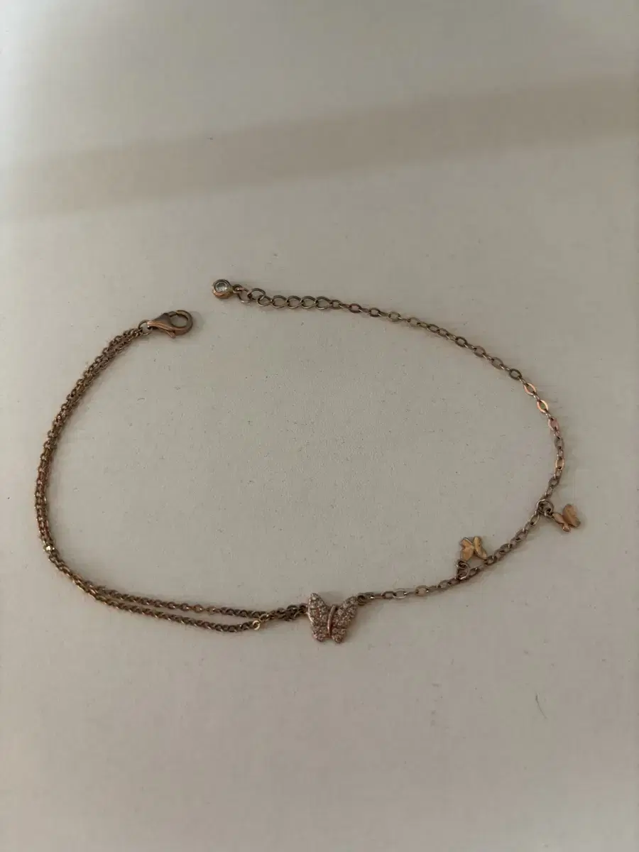 Metrocity Butterfly Ornament Anklet