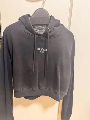 blvck paris 숏 기장 후드티