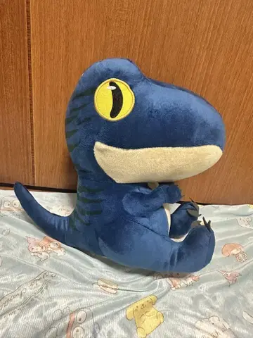 파란색 공룡 봉제 인형