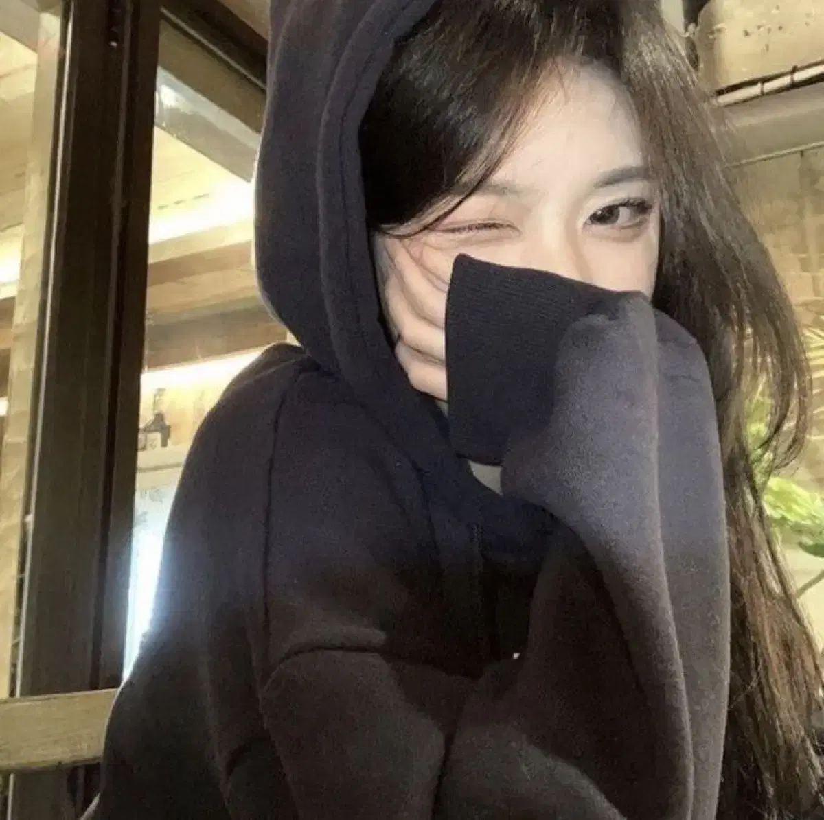 에이블리 지그재그 인플루언서 셩셩 마켓 네이비색 후드티