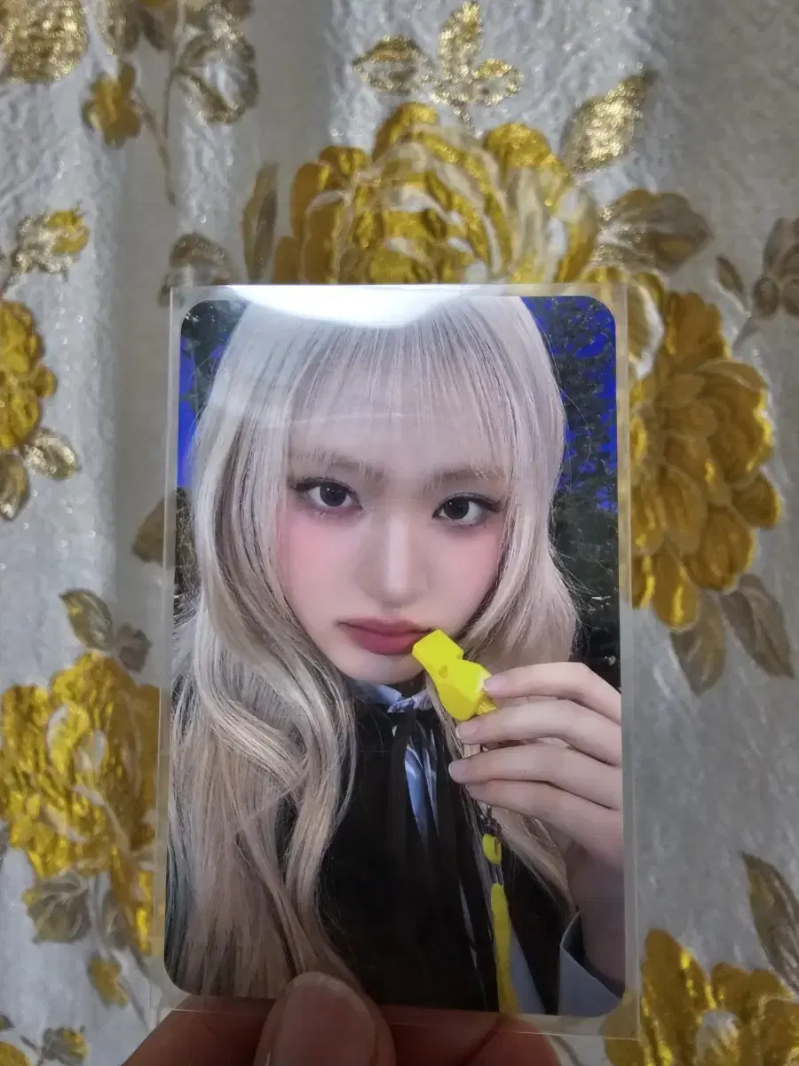 Ive fan con whistle poca liz wts