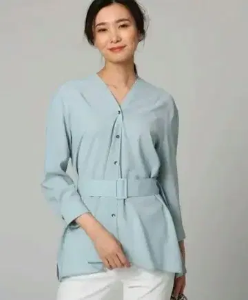 UNTITLED 스카이블루 오분 소매 튜닉