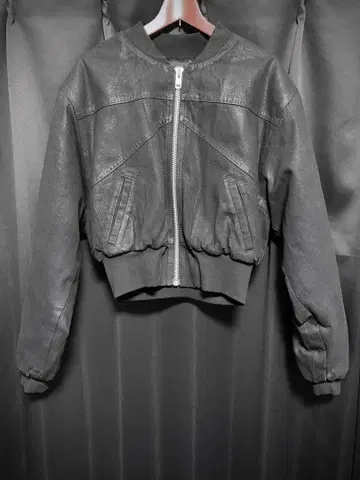 NO MASS PROD. BOMBER JACKET S 가격 인하 가능