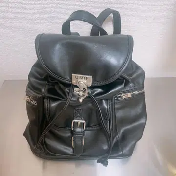 UNIF 블랙 럭색/백팩