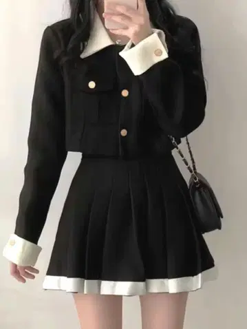 모노톤 스커트 셋업
