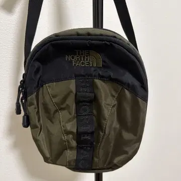 THE NORTH FACE 사코슈 숄더백 올리브