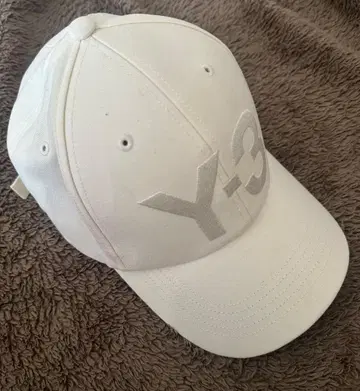 Y-3 화이트 캡