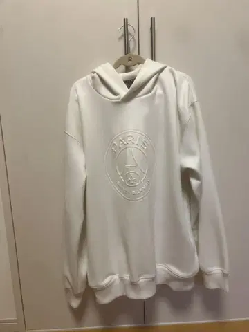 Paris Saint-Germain 화이트 후드티