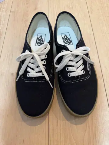 VANS 오센틱 껌 밑창
