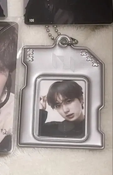오자키 타쿠미 ID 사진 XQUARE INI