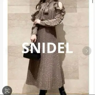 snidel 스나이델 쉬폰 보타이 도트 원피스 사이즈 0