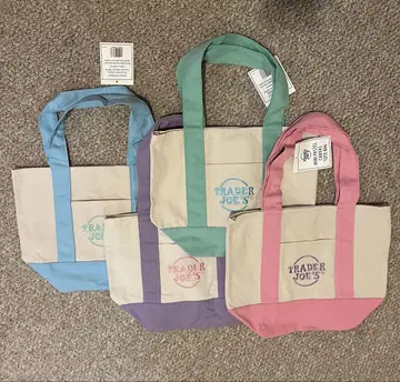 한정판 Trader Joe's 파스텔 토트백