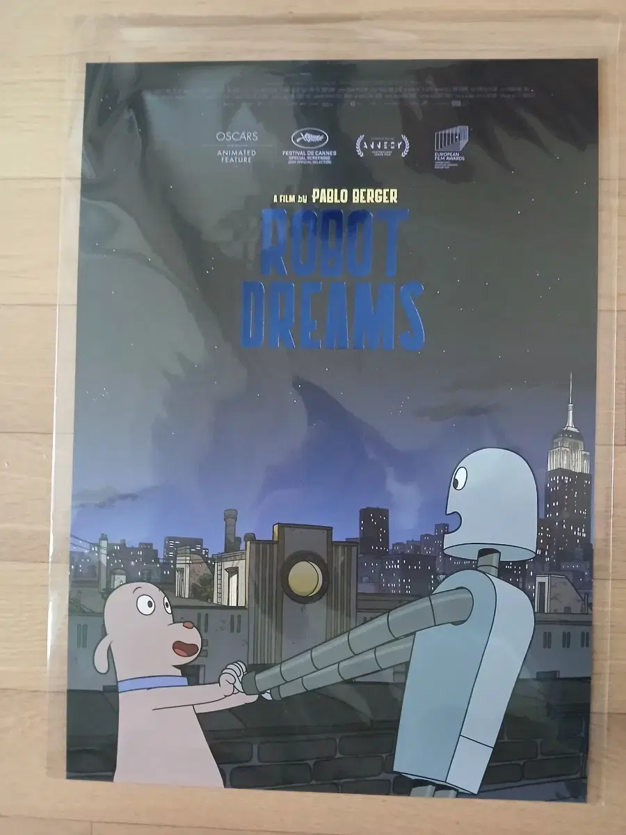 Robot Dreams Poster