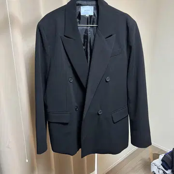 Chikashitsu+ 블랙 더블 브레스트 테일러드 자켓