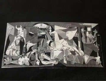 Picasso Guernica 피카소 게르니카 아트 티셔츠 사이즈 M