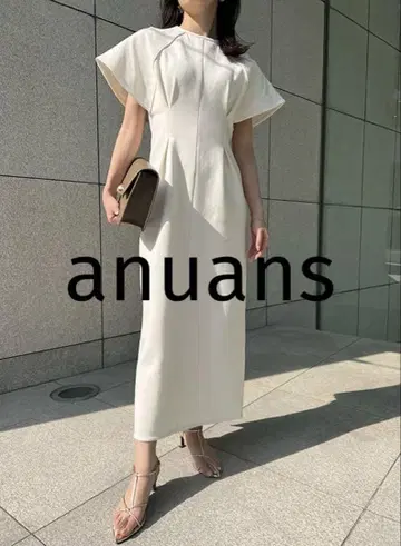 anuans 플레어 슬리브 컷 원피스 화이트 M 사이즈 새상품급