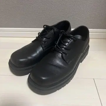 다케오 키쿠치 레이스업 로퍼
