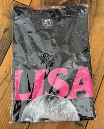 LISA /Blackpink 비공식 티셔츠 XL