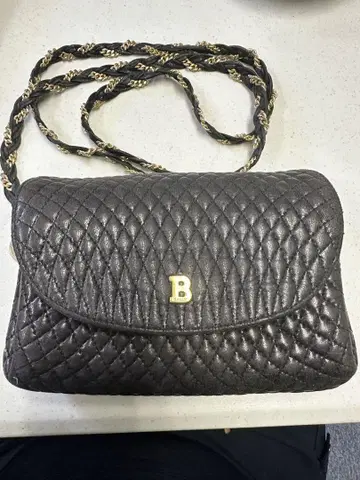 BALLY 블랙 퀼팅 파티 백