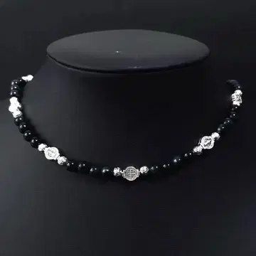 비즈 목걸이
