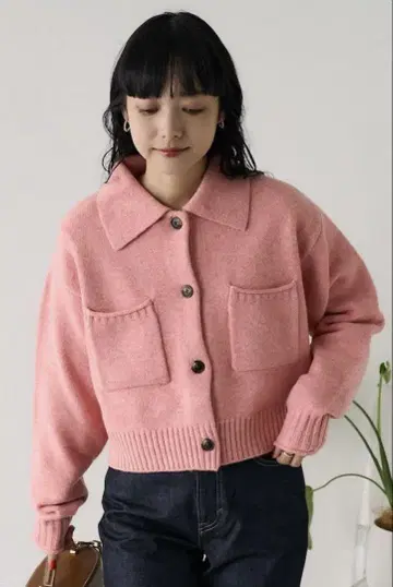 새상품 카라 부착 숏 니트 가디건