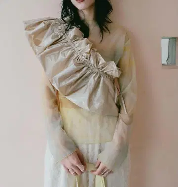 멀티웨이 프릴 버스티어 사하라 마르테
