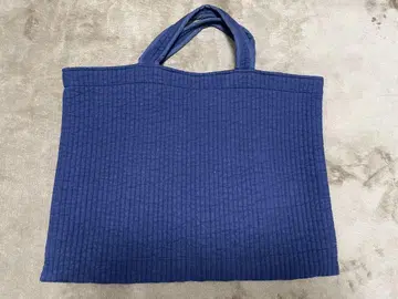 비오는날 피아노 네이비