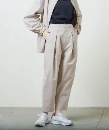 MARW UNITED ARROWS 세미 와이드 팬츠