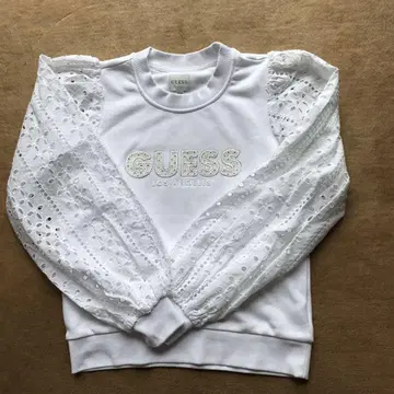 GUESS 퍼프 슬리브 티셔츠
