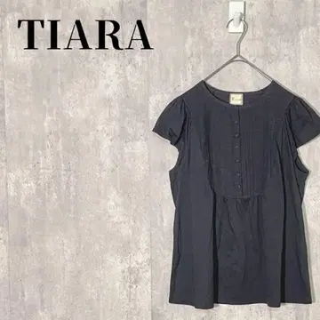 TIARA 티아라 린넨 혼방 블라우스 프렌치 슬리브 이소재 절개 블랙